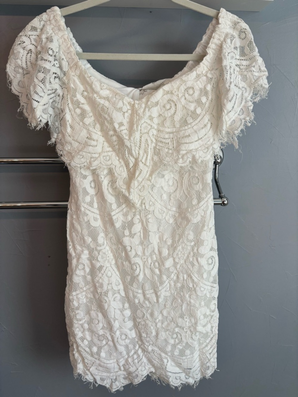 Promesa White Lace Off-Shoulder dress